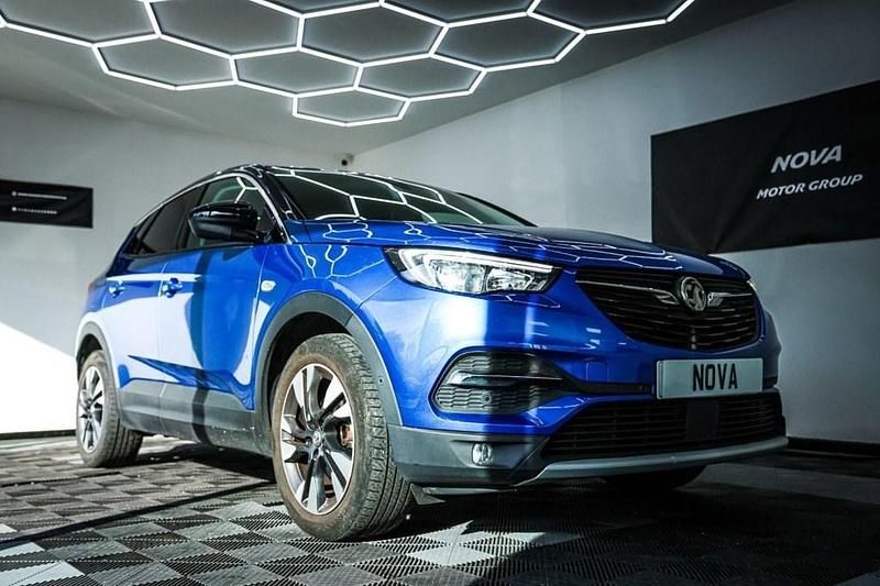 Used Vauxhall Grandland X Sport 130 HP (95 kW) 2019 Blue SUV