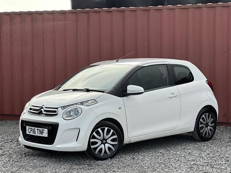 Used Citroën C1 Feel 68 HP (50 kW) 2016 White Hatchback