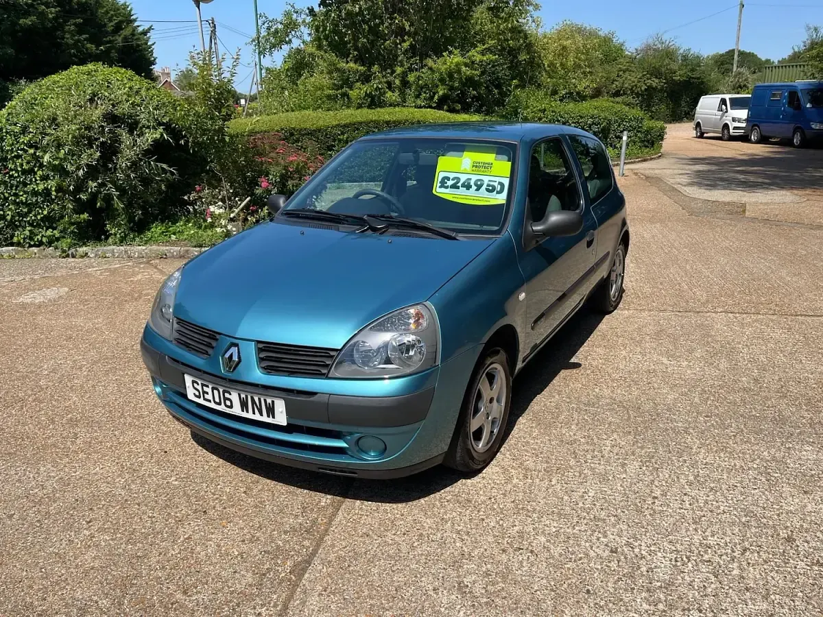 Used Renault Clio Campus 2006 Blue Hatchback