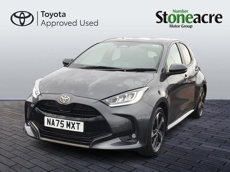 Used Toyota Yaris Hybrid 128 HP (94 kW) 2025 Grey Hatchback