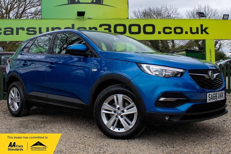 Used Vauxhall Grandland X S 130 HP (95 kW) 2018 Blue SUV
