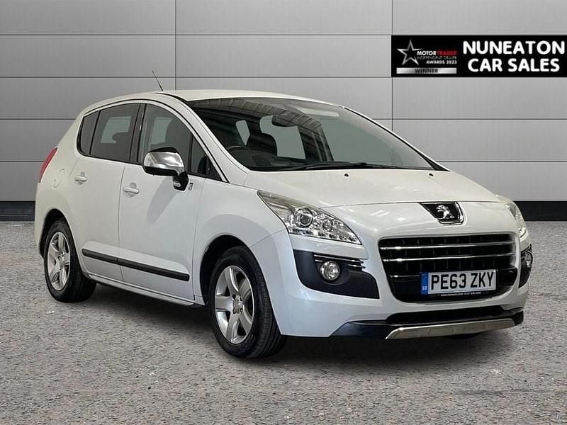 White Used 2013 Peugeot 3008 S SUV | £4,800 (Good price) - Image 1/4