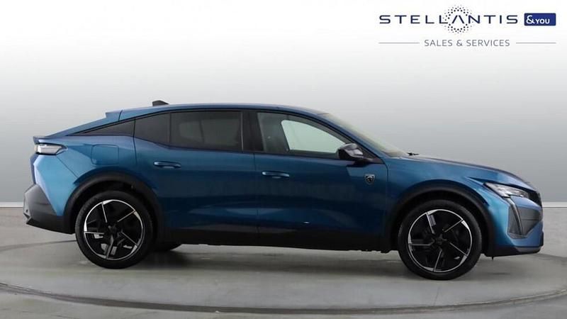 Used Peugeot 408 GT 129 HP (94 kW) 2023 Blue SUV