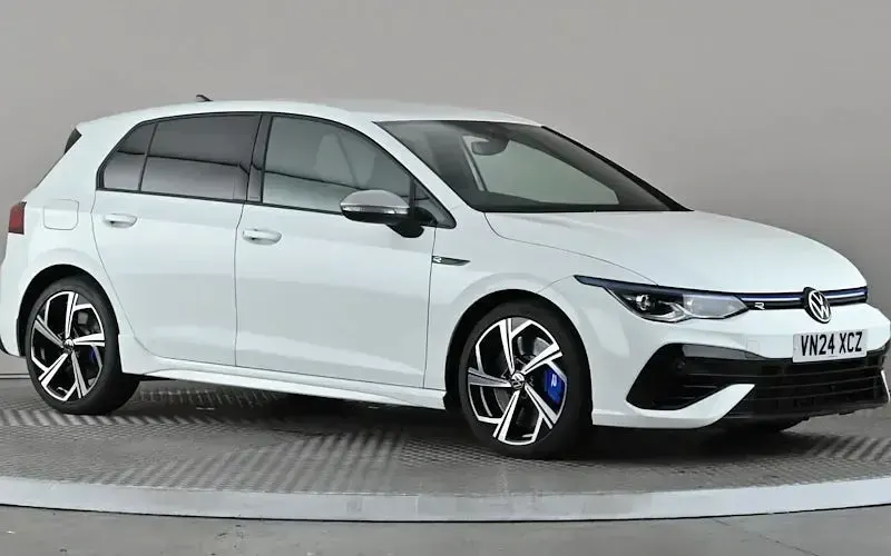 Used VW Golf VIII R 320 HP (235 kW) 2024 Hatchback