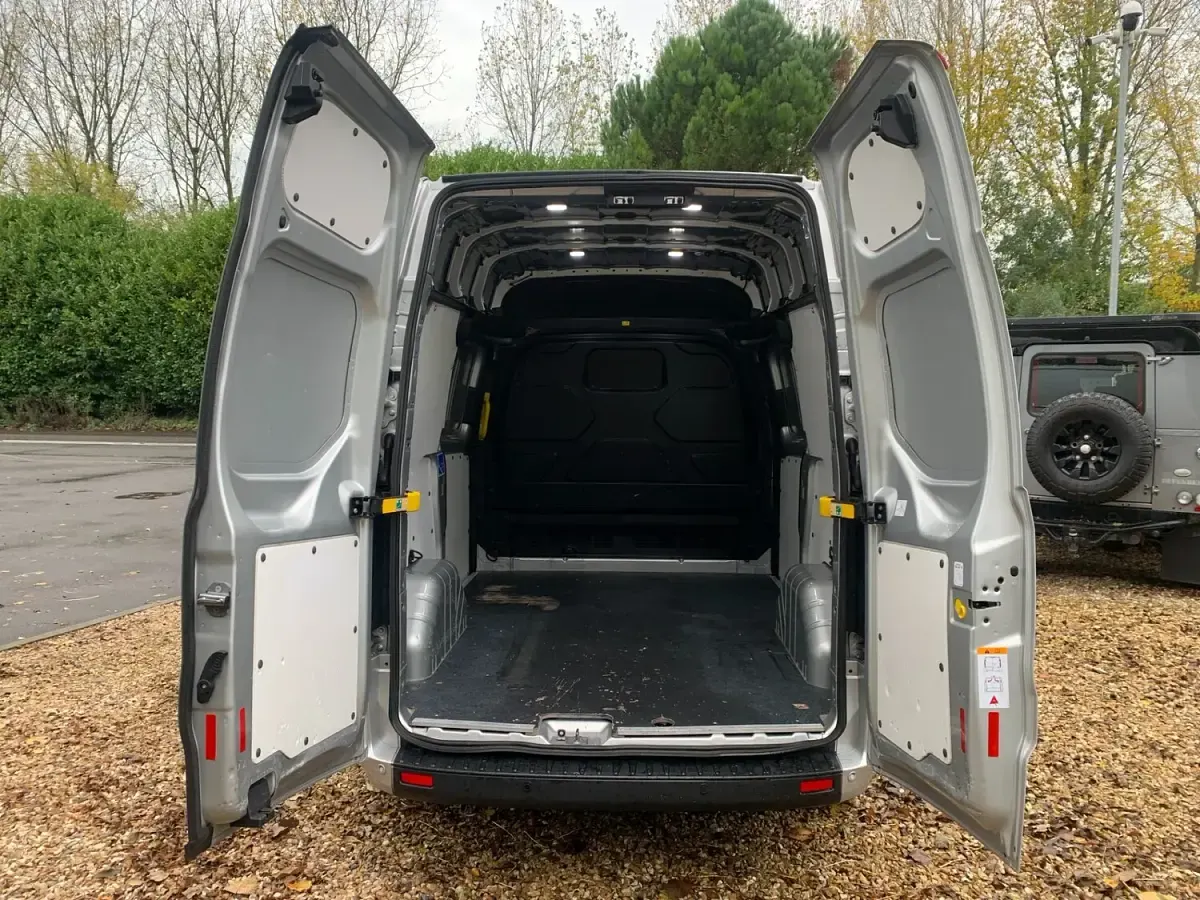 Used Ford Transit Custom Trend 130 HP (95 kW) 2020 Silver Van