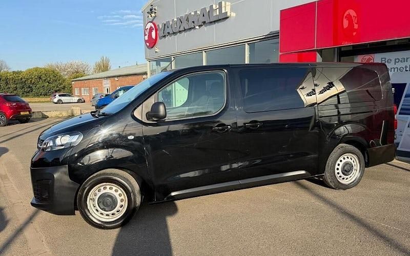 Used Vauxhall Vivaro Edition 100 kW (136 HP) 2021 Black MPV