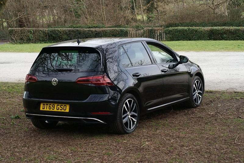 Used VW e-Golf 99 kW (135 HP) 2020 Black Hatchback