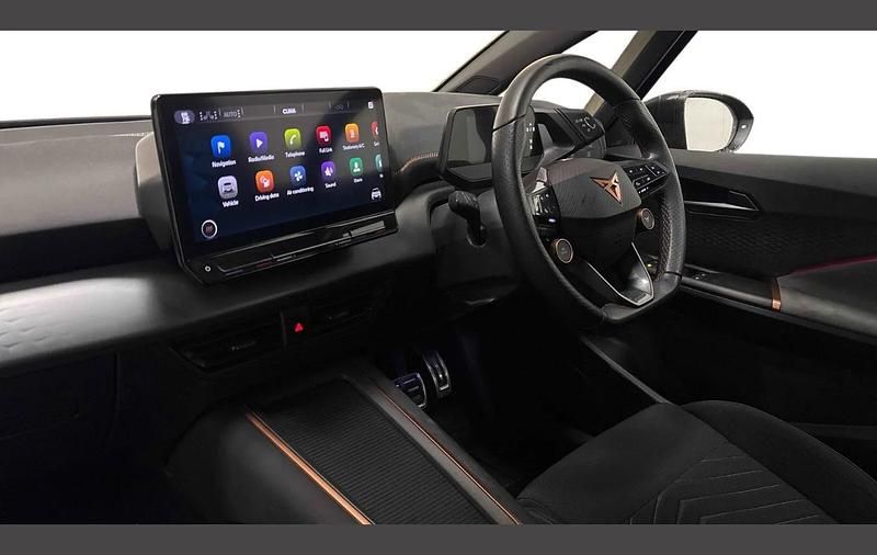 Used Cupra Born e-Boost 169 kW (230 HP) 2024 Blue Hatchback