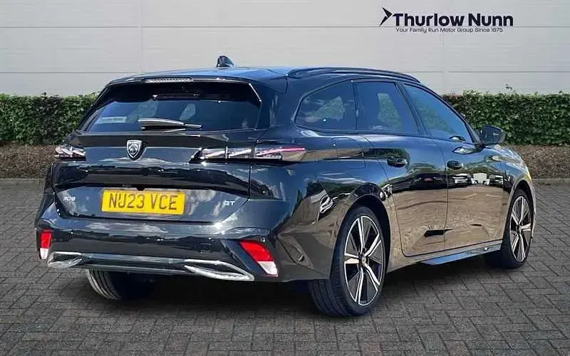 Used Peugeot 308 SW GT 131 HP (96 kW) 2023 Black Estate