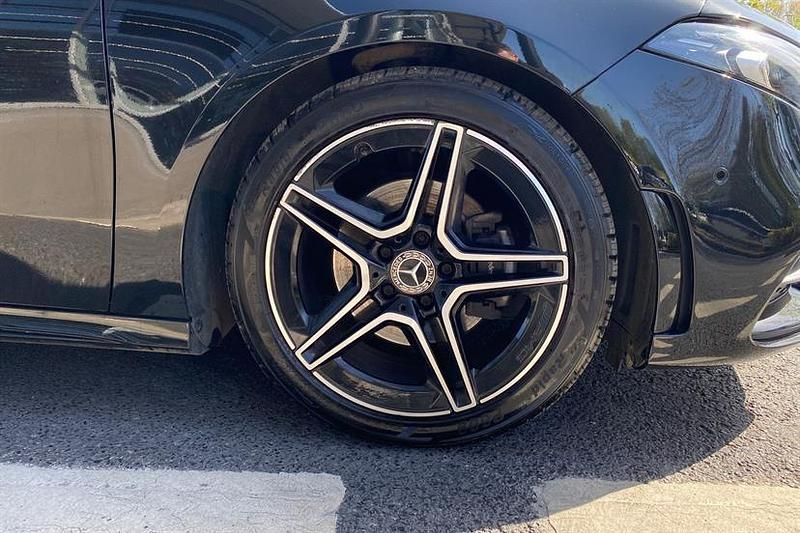 Used Mercedes A180 Executive 116 HP (85 kW) 2023 Black Hatchback