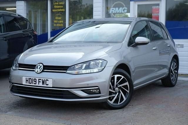 Used VW Golf VII Match 114 HP (83 kW) 2019 Silver Hatchback