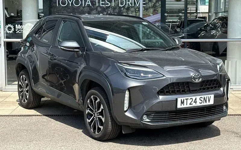 Used Toyota Yaris Hybrid Design 116 HP (85 kW) 2026 Estate