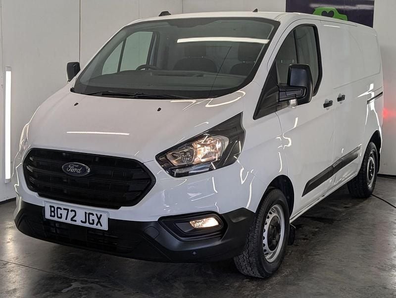 White Used 2022 Ford Transit Custom S Van | £13,500 (Super price) - Image 1/3