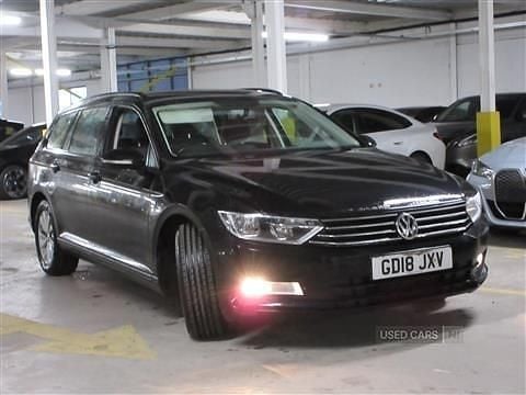 Black Used 2018 VW Passat S Estate | £9,750 (Good price) - Image 1/4