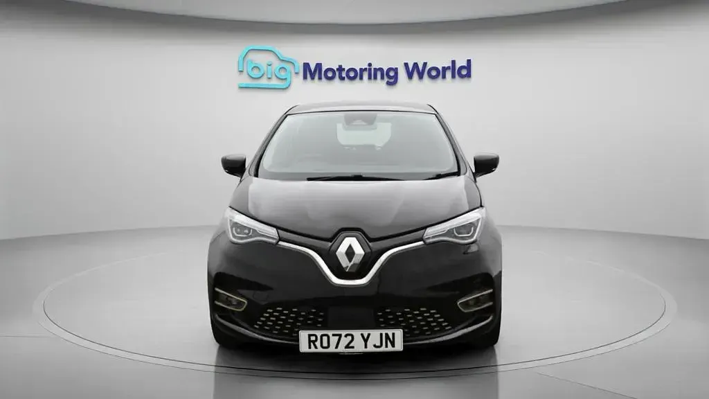 Used Renault Zoe Iconic 98 kW (134 HP) 2022 Hatchback