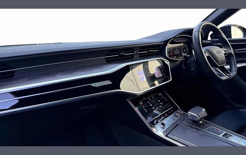 Usado Audi RS6 Advanced 591 HP (434 kW) 2021 Cinzento Carrinha
