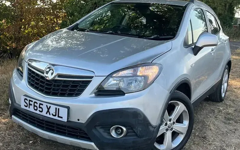 Used Vauxhall Mokka 137 HP (100 kW) 2015 Silver SUV