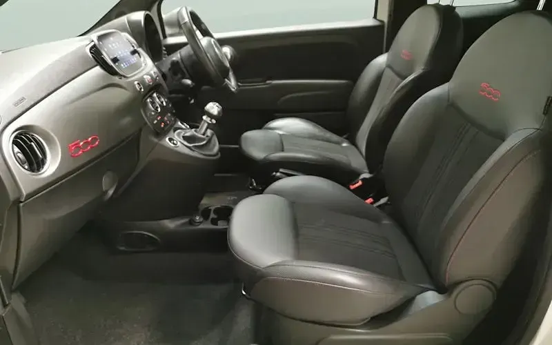 Gebraucht Fiat 500 Sport 70 PS (51 kW) 2021 Weiß Kleinwagen