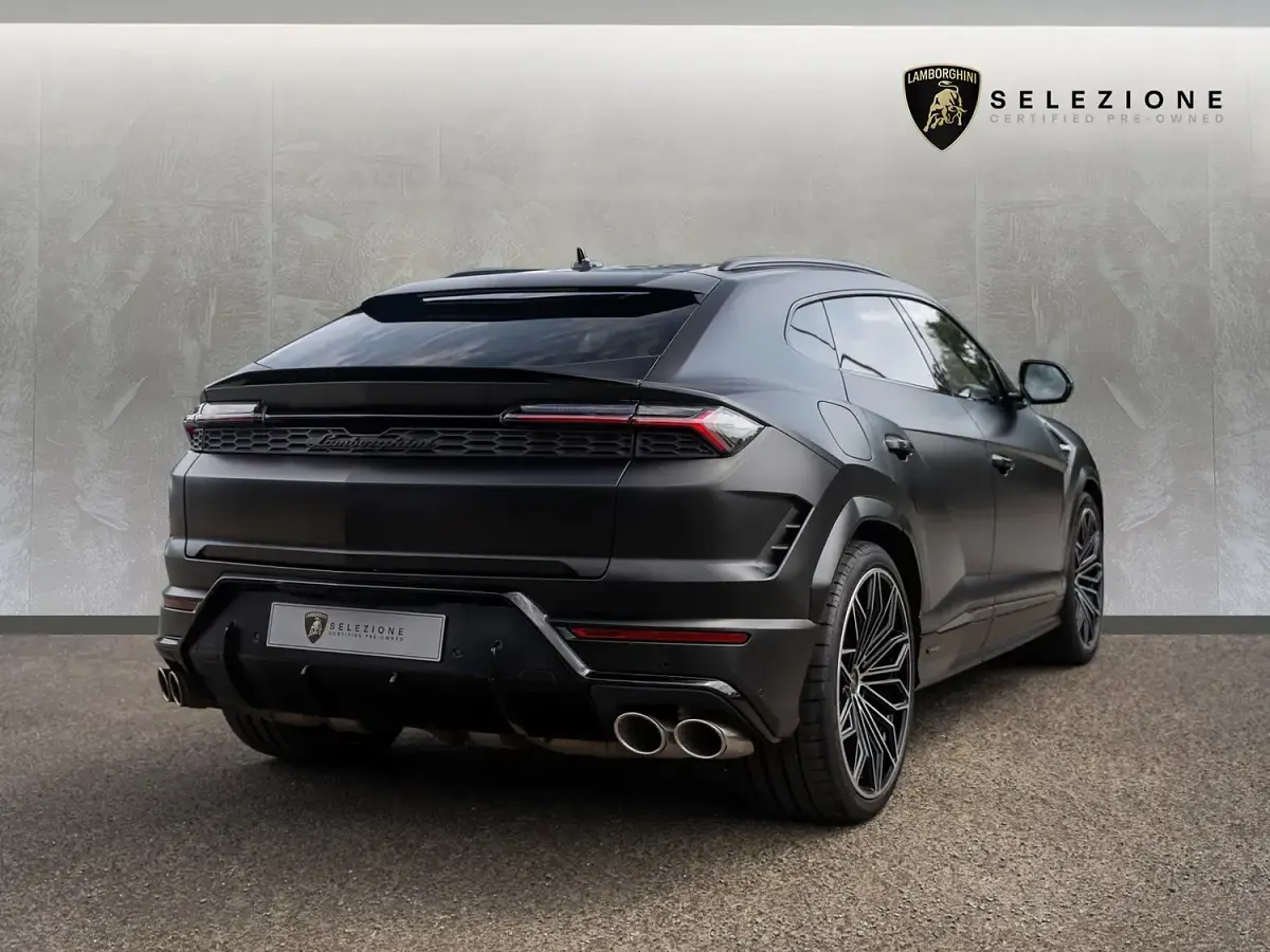 Used Lamborghini Urus 2025 Nero helene SUV