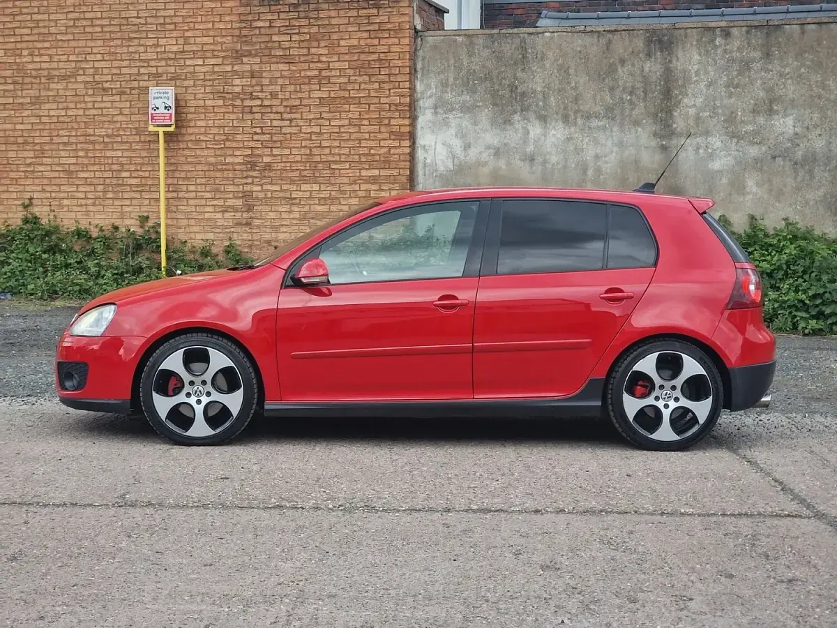 Used VW Golf V GTI 2007 Red Hatchback