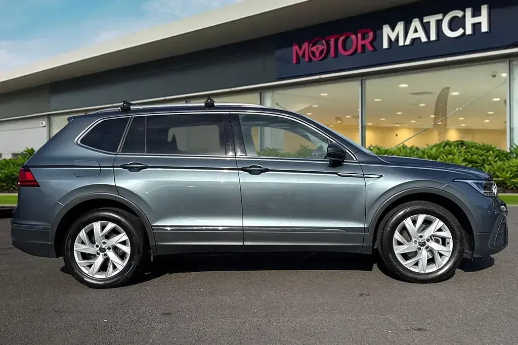 Used VW Tiguan Allspace S 150 HP (110 kW) 2022 Grey SUV