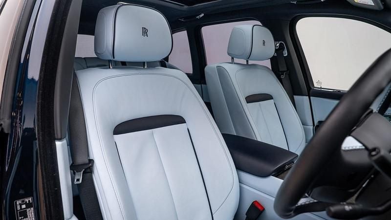 Used Rolls Royce Cullinan 571 HP (419 kW) 2025 Blue SUV