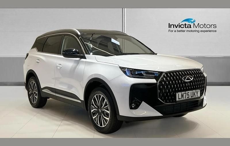 New Chery Tiggo 7 200 HP (147 kW) 2025 Red SUV