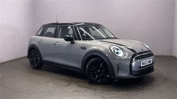 Grey Used 2022 Mini Cooper Classic Hatchback | £13,999 (Good price) - Image 1/4