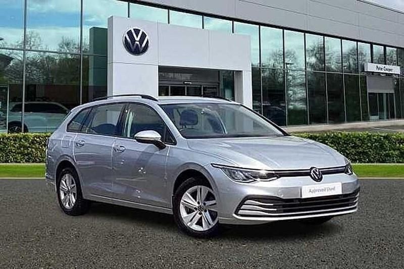 Reflex silver Used 2023 VW Golf VIII Life Estate | £19,495 (Good price) - Image 1/1