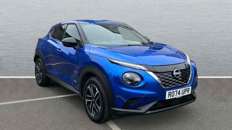 Magnetic blue Used 2024 Nissan Juke N-Connecta SUV | £20,801 (Fair price) - Image 1/4