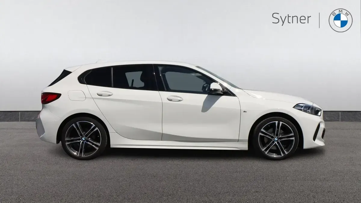 Used BMW 118 M Sport 134 HP (98 kW) 2024 White Hatchback