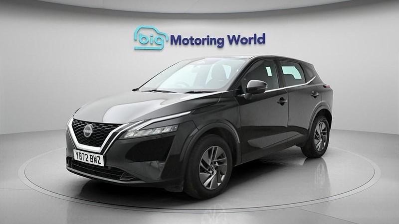 Used Nissan Qashqai Acenta Premium 140 HP (102 kW) 2023 Black SUV