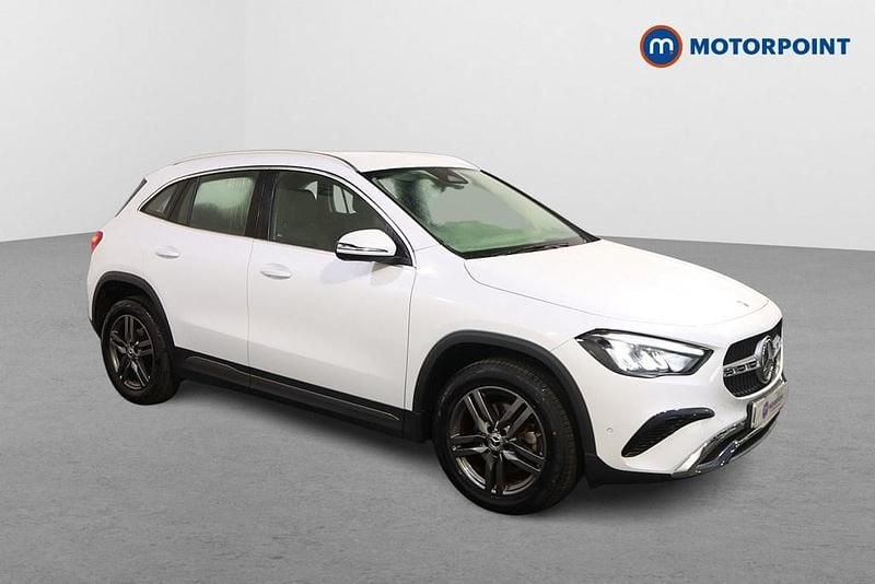 Used Mercedes GLA180 Sport Edition 136 HP (100 kW) 2024 White SUV