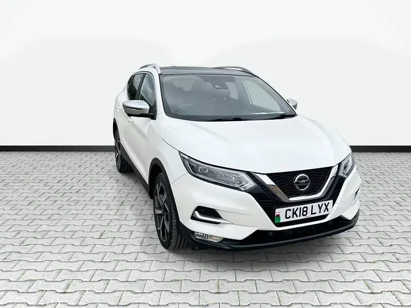 Used Nissan Qashqai S 130 HP (95 kW) 2018 White SUV