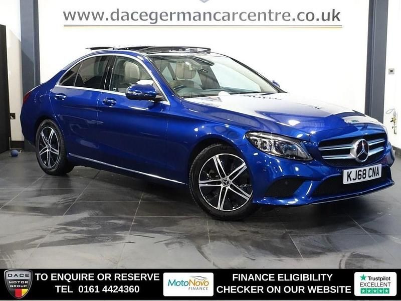 Used Mercedes C200 Premium Plus 198 HP (145 kW) 2018 Blue Sedan