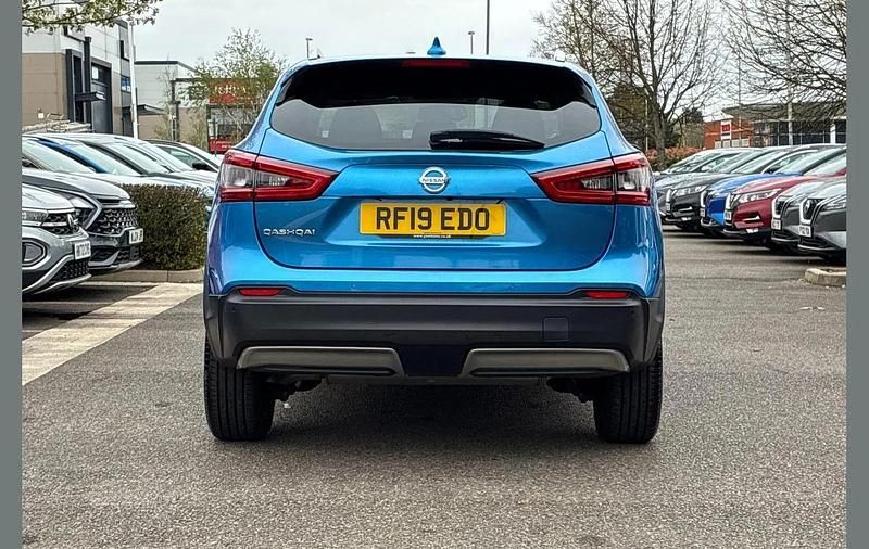 Used Nissan Qashqai N-Connecta 138 HP (101 kW) 2019 Blue SUV