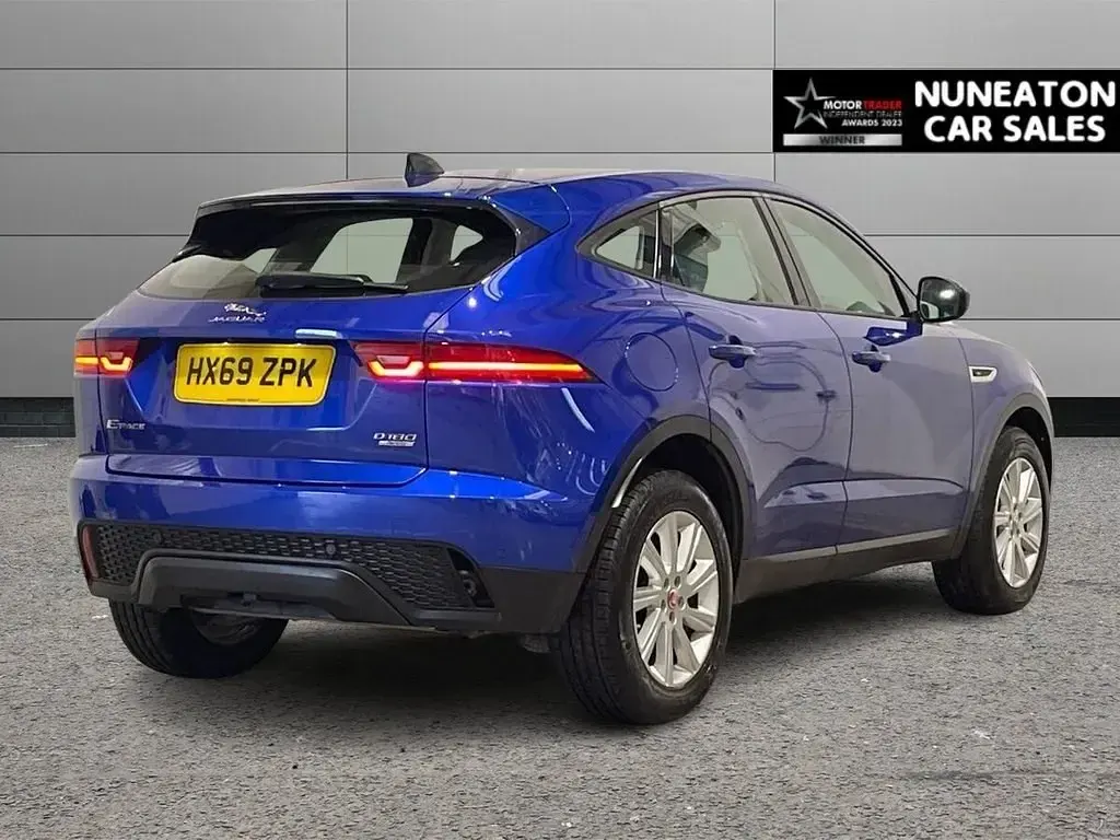 Używany Jaguar E-Pace S 180 KM (132 kW) 2019 Niebieski SUV
