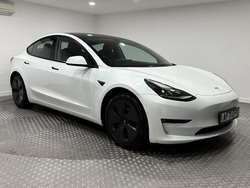 White Used 2021 Tesla Model 3 Long Range AWD Sedan | £18,995 (Fair price) - Image 1/4
