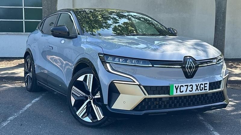Used Renault Megane E-Tech Iconic 159 kW (217 HP) 2023 Grey  Hatchback
