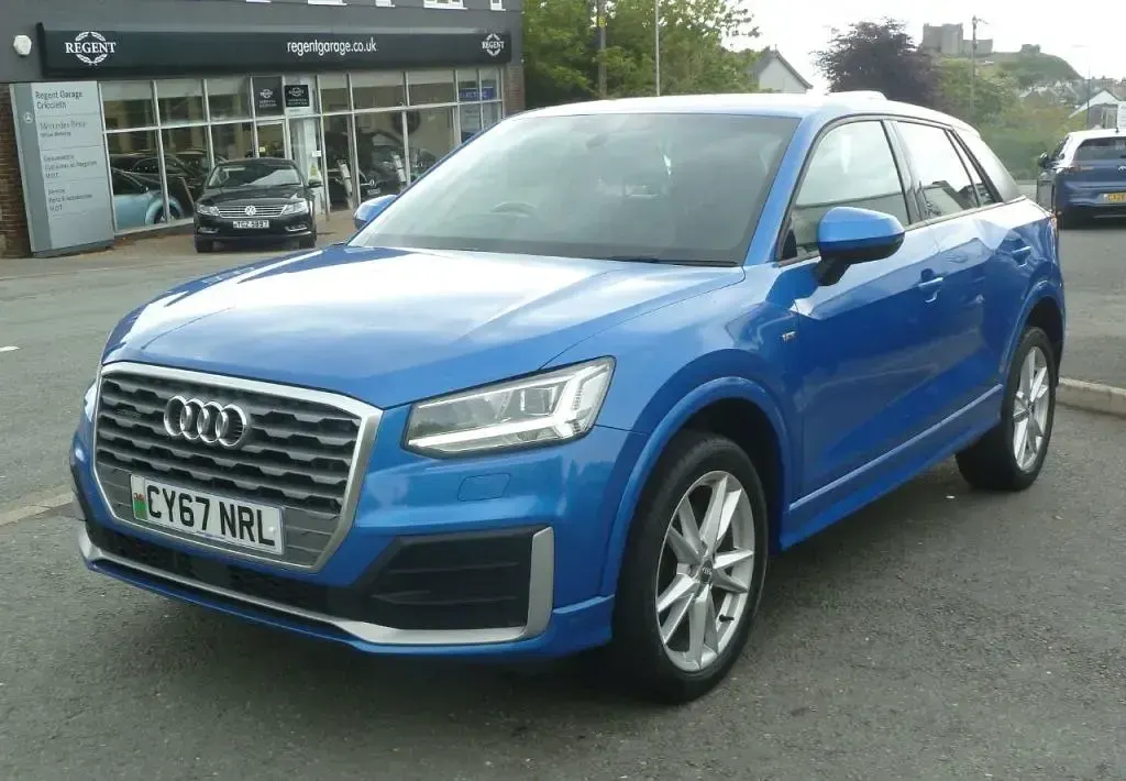 Second-hand Audi Q2 S-Line 190 CP (139 kW) 2017 Albastru SUV