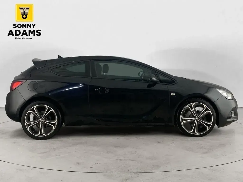 Usado Vauxhall Astra GTC Edition 2015 Preto Citadino