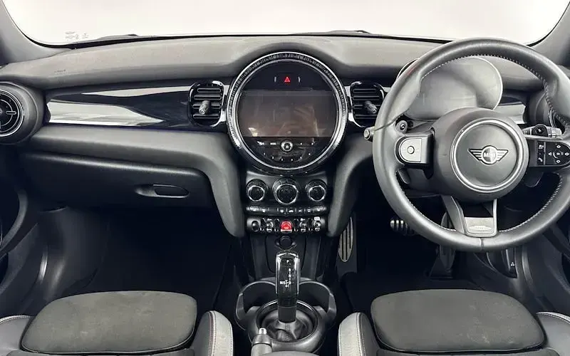 Used Mini Cooper S Sport 178 HP (130 kW) 2022 Red Hatchback