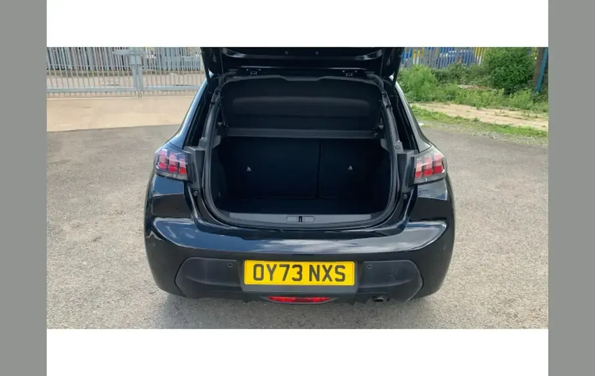 Used Peugeot 208 Active+ 102 HP (75 kW) 2023 Black Hatchback