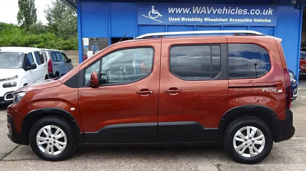 Used Peugeot Rifter Allure Premium 2021 Bronze MPV