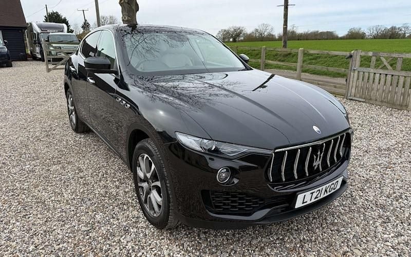 Used Maserati Levante 350 HP (257 kW) 2021 Black SUV