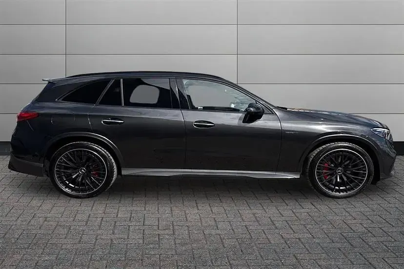 Second-hand Mercedes GLC43 AMG Edition 421 CP (309 kW) 2024 Gri Break