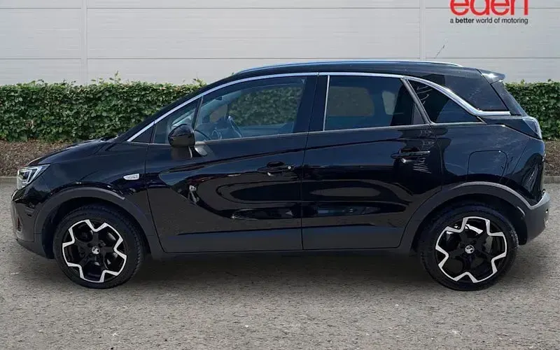 Used Vauxhall Crossland Ultimate 110 HP (80 kW) 2023 Black SUV
