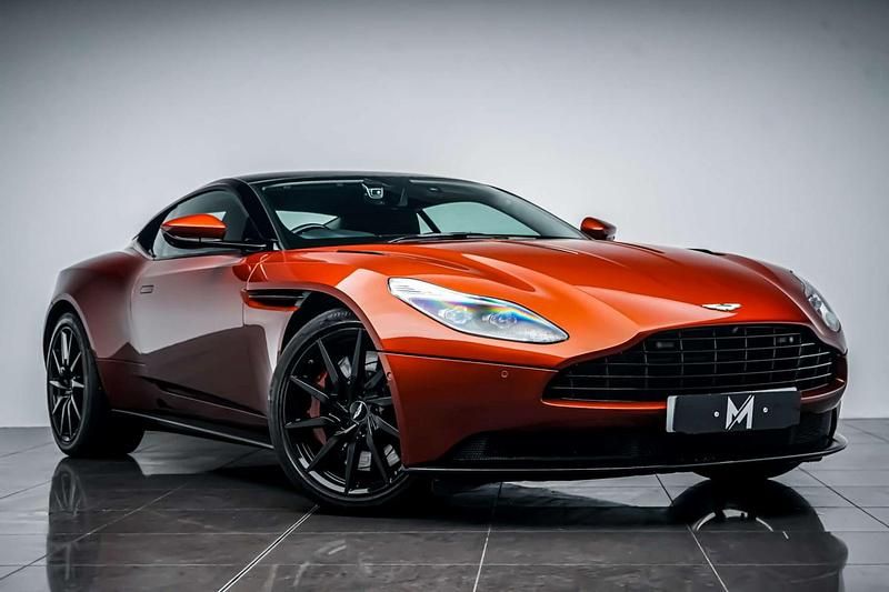 Used Aston Martin DB11 608 HP (447 kW) 2017 Orange Coupe