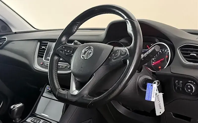 Used Vauxhall Grandland X Elite 131 HP (96 kW) 2021 SUV
