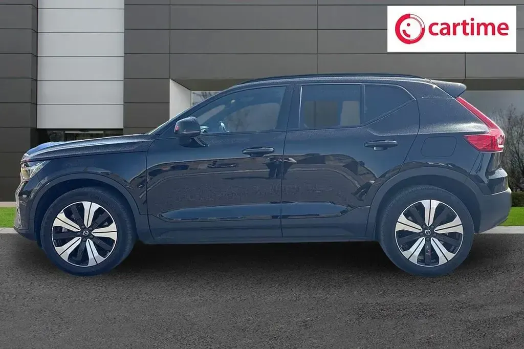 Used Volvo XC40 Core 169 kW (231 HP) 2023 Black SUV